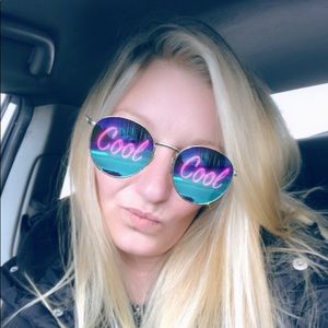 Meet your Posher, Stefanie